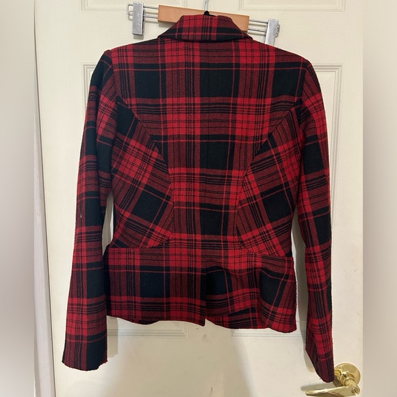 Super Cute Tartan Blazer - Picture 2 of 4